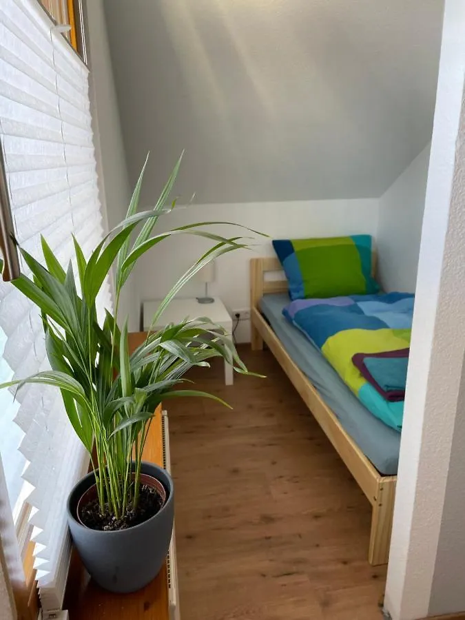 Apartment Ferienwohnung An Der Romantischen Strasse Direkt A3 Und A81 Eisingen