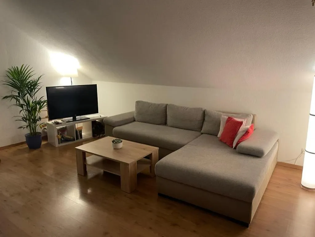 Ferienwohnung An Der Romantischen Strasse Direkt A3 Und A81 Eisingen  Eisingen (Wurzburg)
