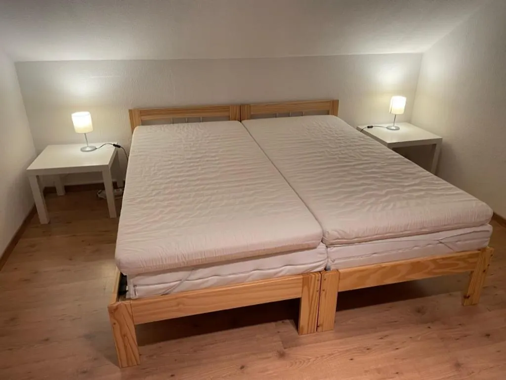 Apartment Ferienwohnung An Der Romantischen Strasse Direkt A3 Und A81 Eisingen  Germany