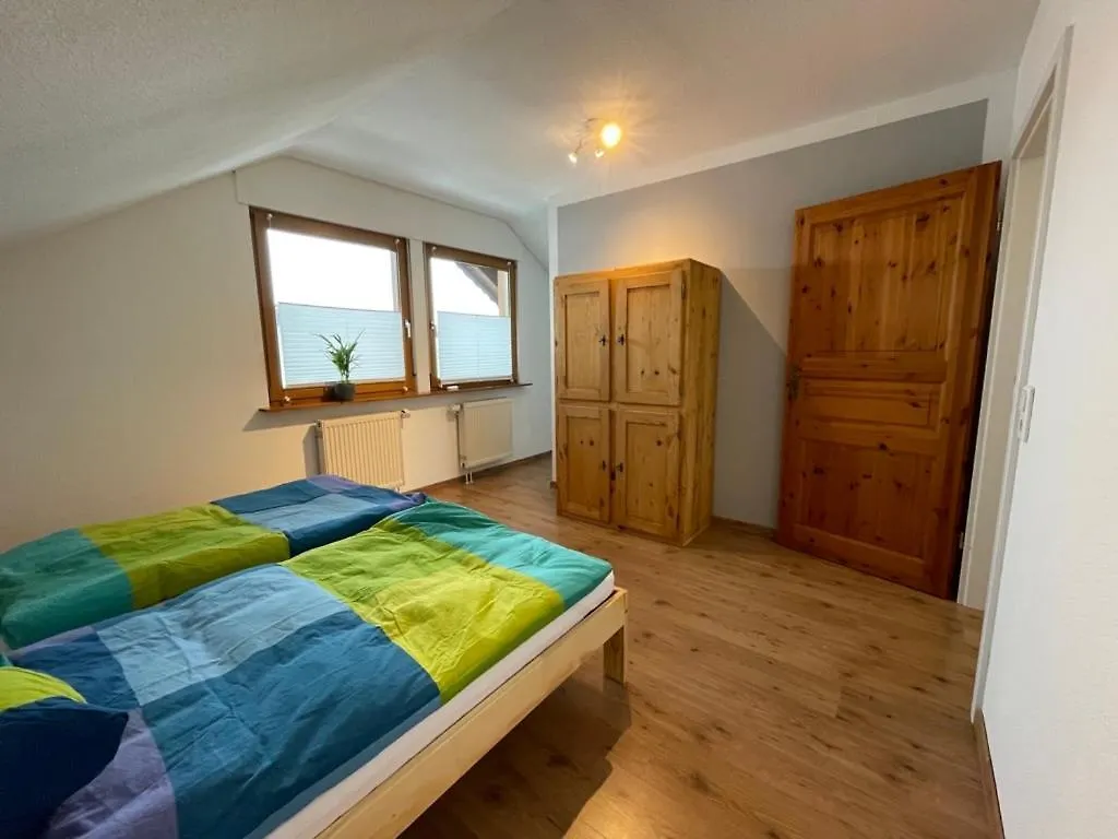 Ferienwohnung An Der Romantischen Strasse Direkt A3 Und A81 Eisingen  Apartment Eisingen (Wurzburg)